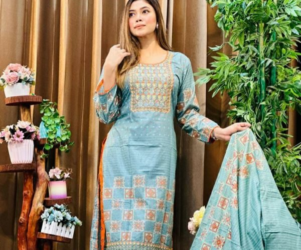 0649371_premium-quality-cotton-embroidery-worked-printed-three-piece-for-women-unstiched-skin-print-3-piece-